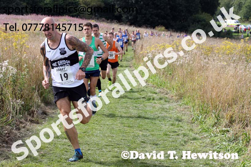 Senior mens and veteran relays, Sunderland Harriers Cross Country Relays, Farringdon, Sunderland . Photo: David T. Hewitson/Sports for All Pics